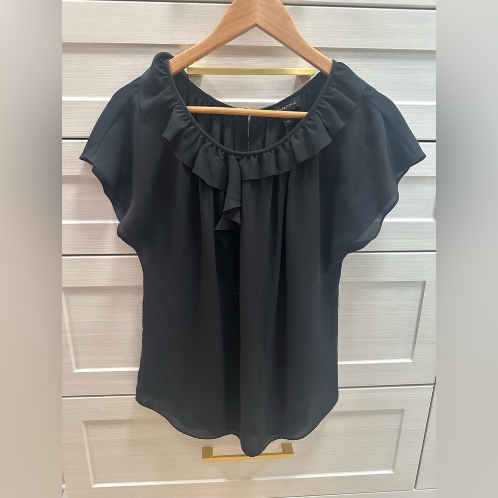 Women’s Banana Republic Blouse